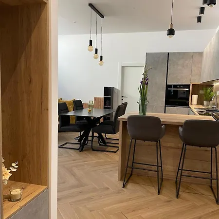 Вилла The White House *