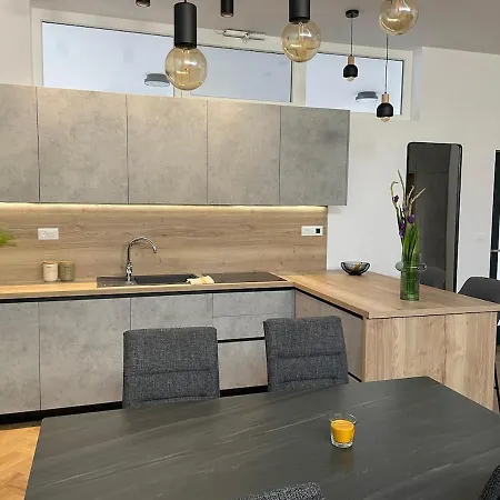 Вилла The White House