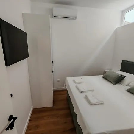 Villa The White House Split