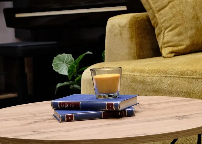 ヴィラ The White House スプリト